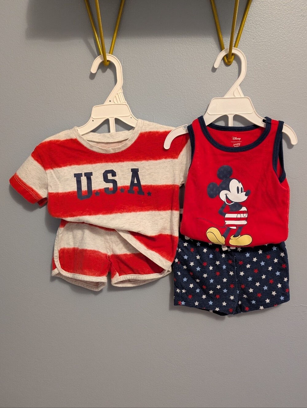 Carter's USA Top Shorts Set Jumping Beans Disney Mickey Mouse Stars Tank Onesie
